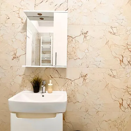 Address 22 - Palace Of Parliament Area * Βουκουρέστι