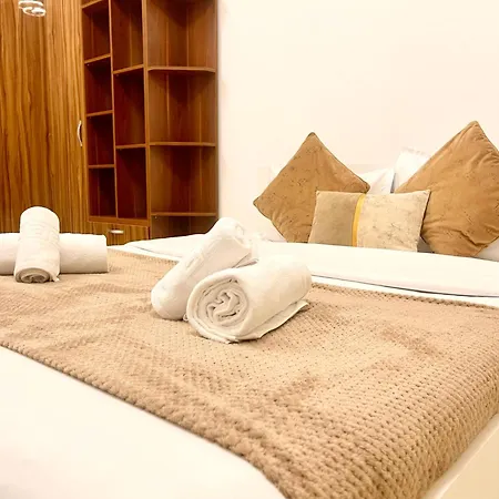 Address 22 - Palace Of Parliament Area * Bukarest